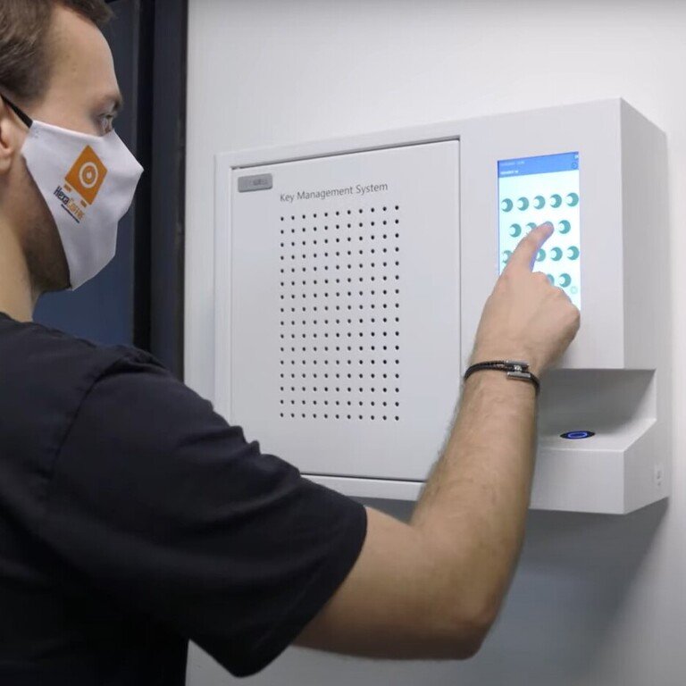 Armoire à clés électronique dans le secteur hôtelier Armoire à clés électronique dans le secteur hôtelier